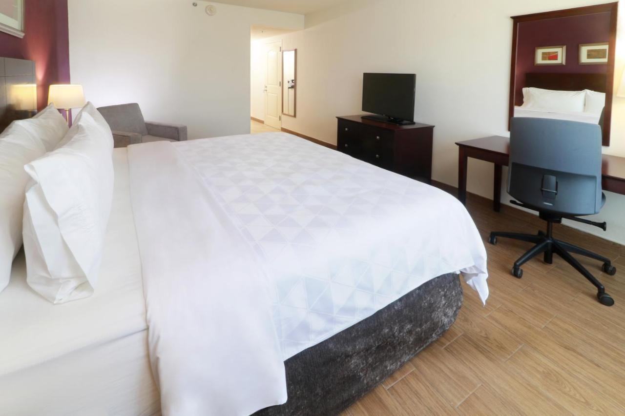 Holiday Inn Reynosa Industrial Poniente By Ihg Екстер'єр фото