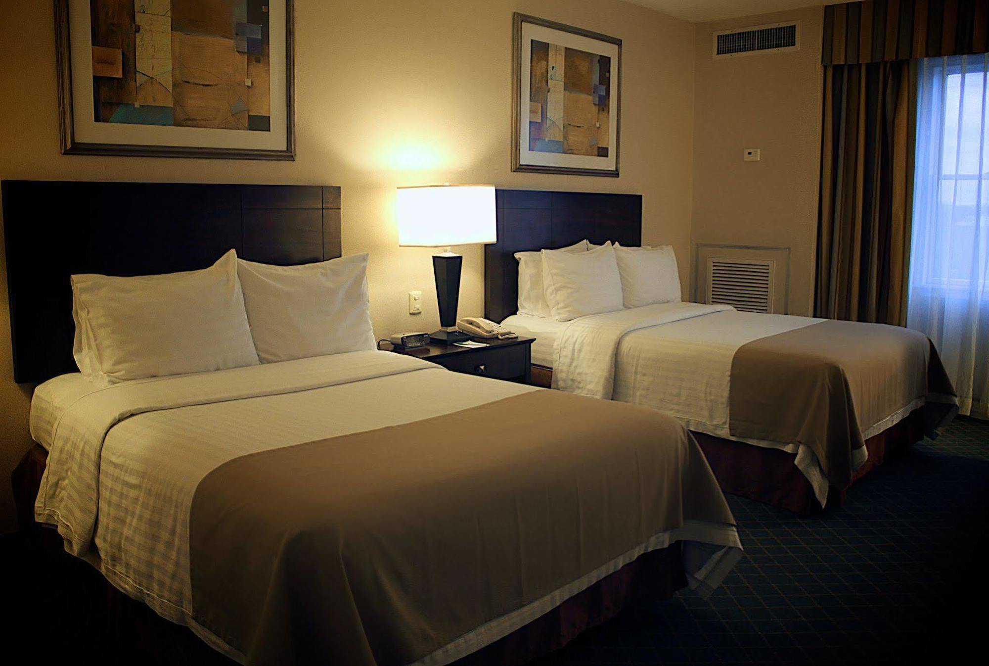 Holiday Inn Reynosa Industrial Poniente By Ihg Екстер'єр фото